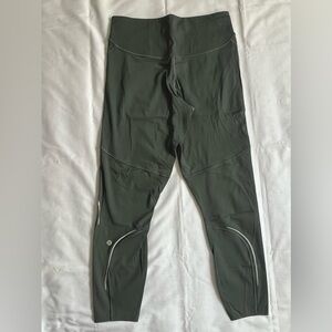 Lululemon. Size 10. Base Pace.